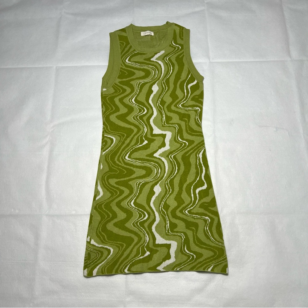 Green and white‎ LA Hearts dress